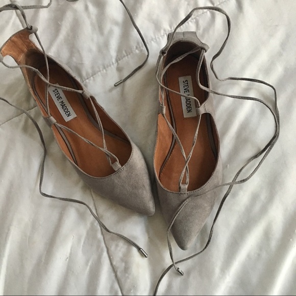 Steve Madden Shoes - HP⭐️ Steve Madden Lecrew lace up flats